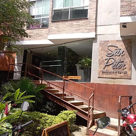 Beautiful & Comfortable Apartment In Laureles Medellin Exterior photo
