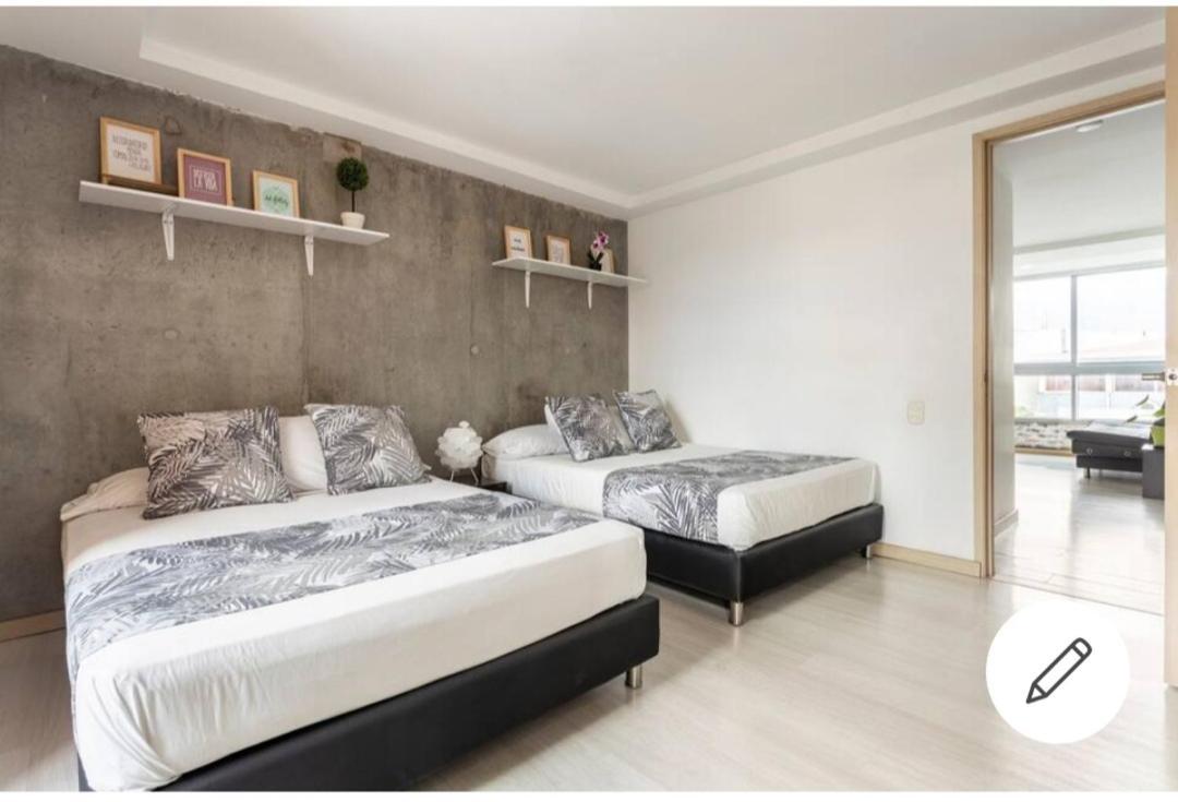 Beautiful & Comfortable Apartment In Laureles Medellin Exterior photo